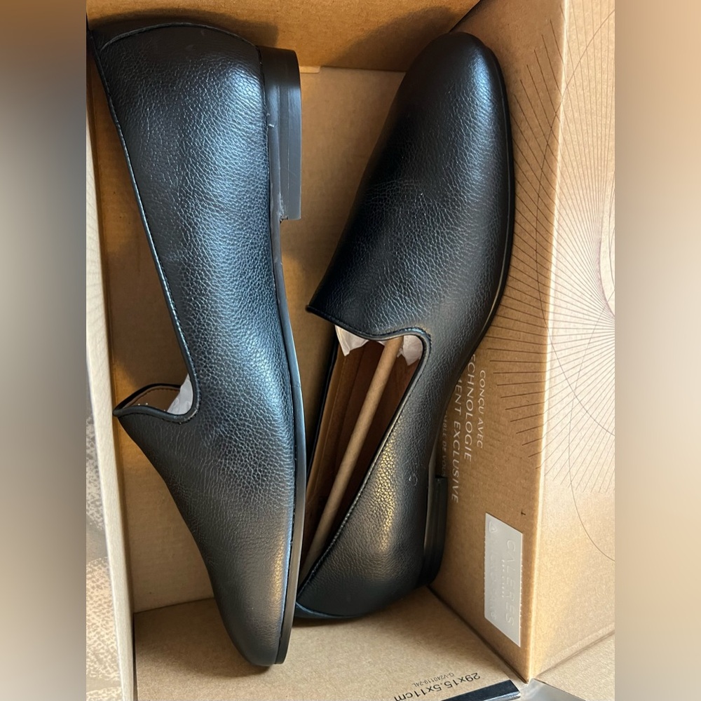 NEW IN BOX, VIONIC WILLA II LOAFER, 7.5M - Picture 5 of 8
